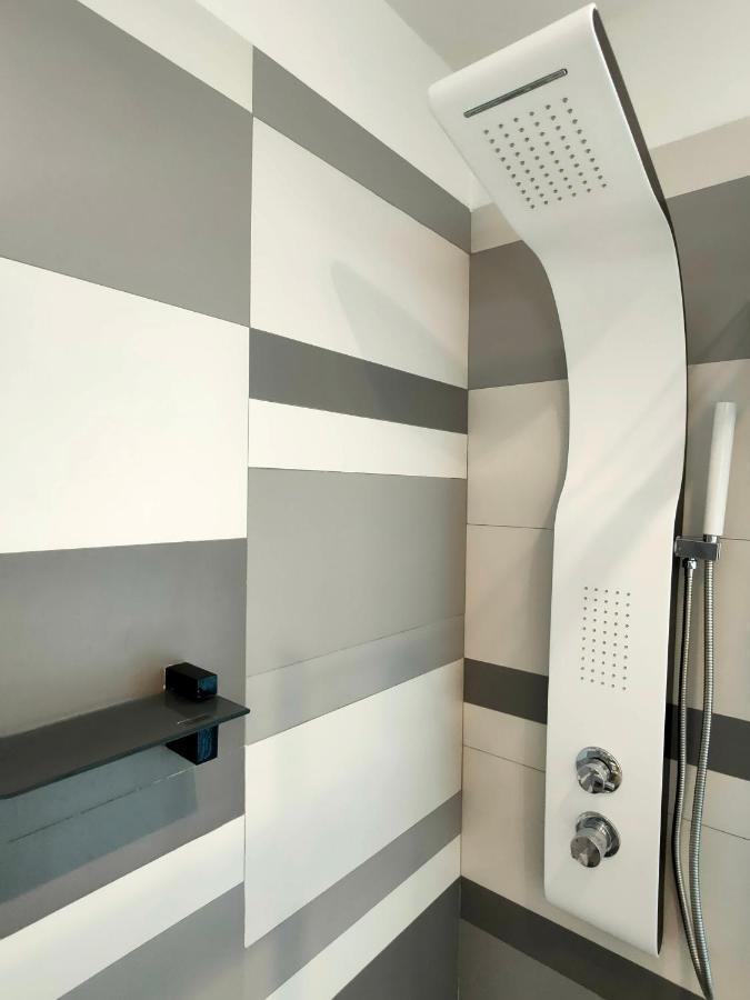 בארי Seafront Suites מראה חיצוני תמונה