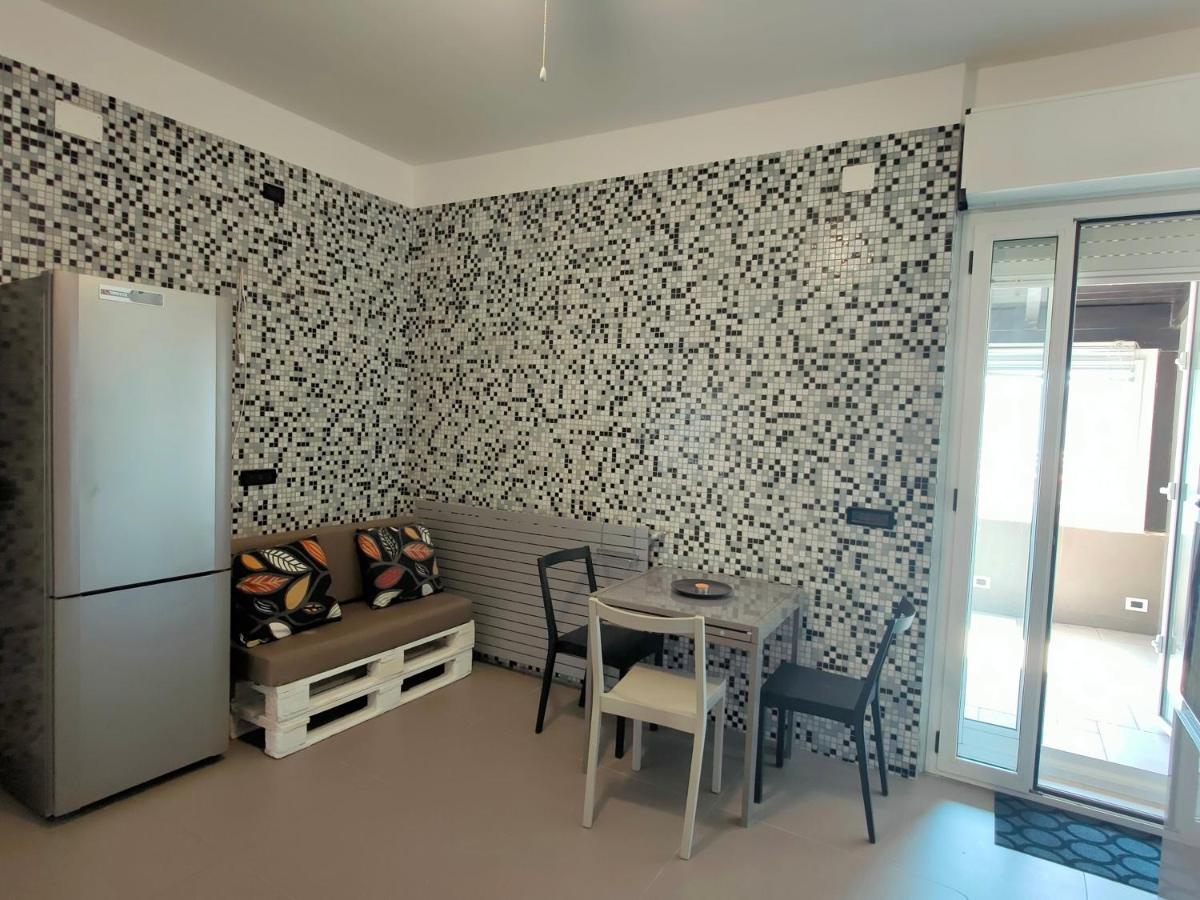 בארי Seafront Suites מראה חיצוני תמונה
