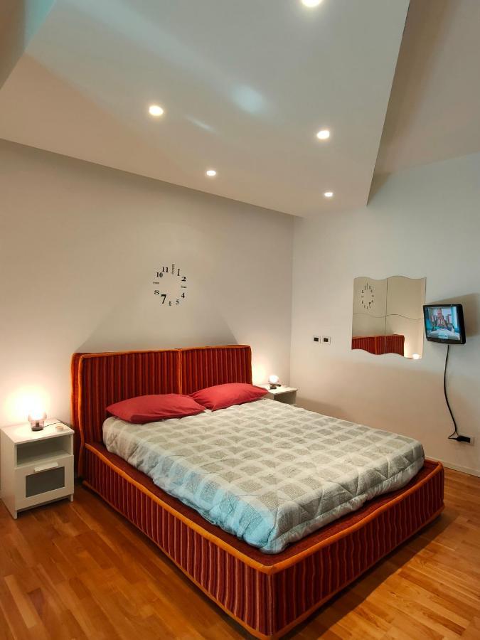 בארי Seafront Suites מראה חיצוני תמונה