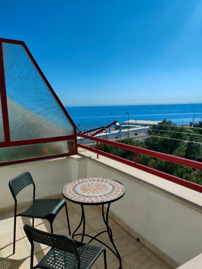 בארי Seafront Suites מראה חיצוני תמונה
