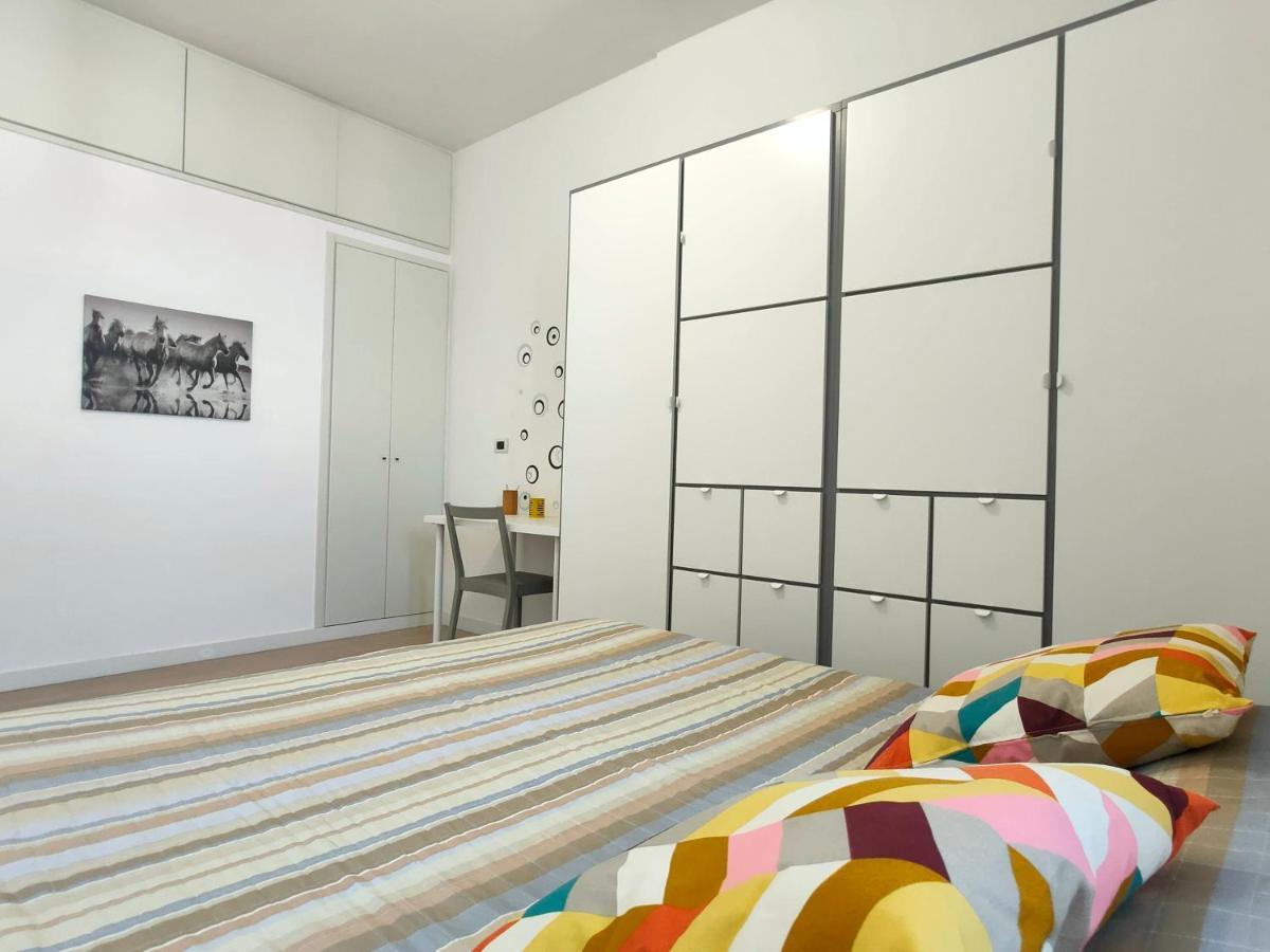 בארי Seafront Suites מראה חיצוני תמונה